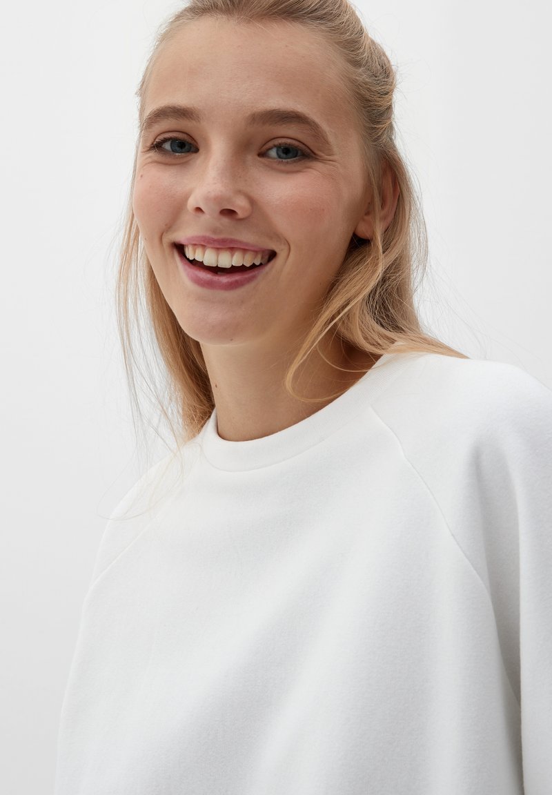 QS By S.Oliver RAGLANÄRMELN - Sweatshirt - Ecru