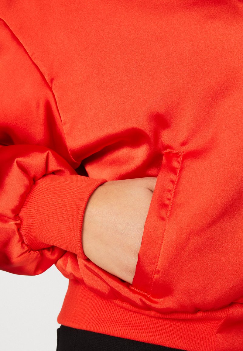 COLOURFUL REBEL JULEY EMBRO JACKET - Bomberjacke - Warm Orange