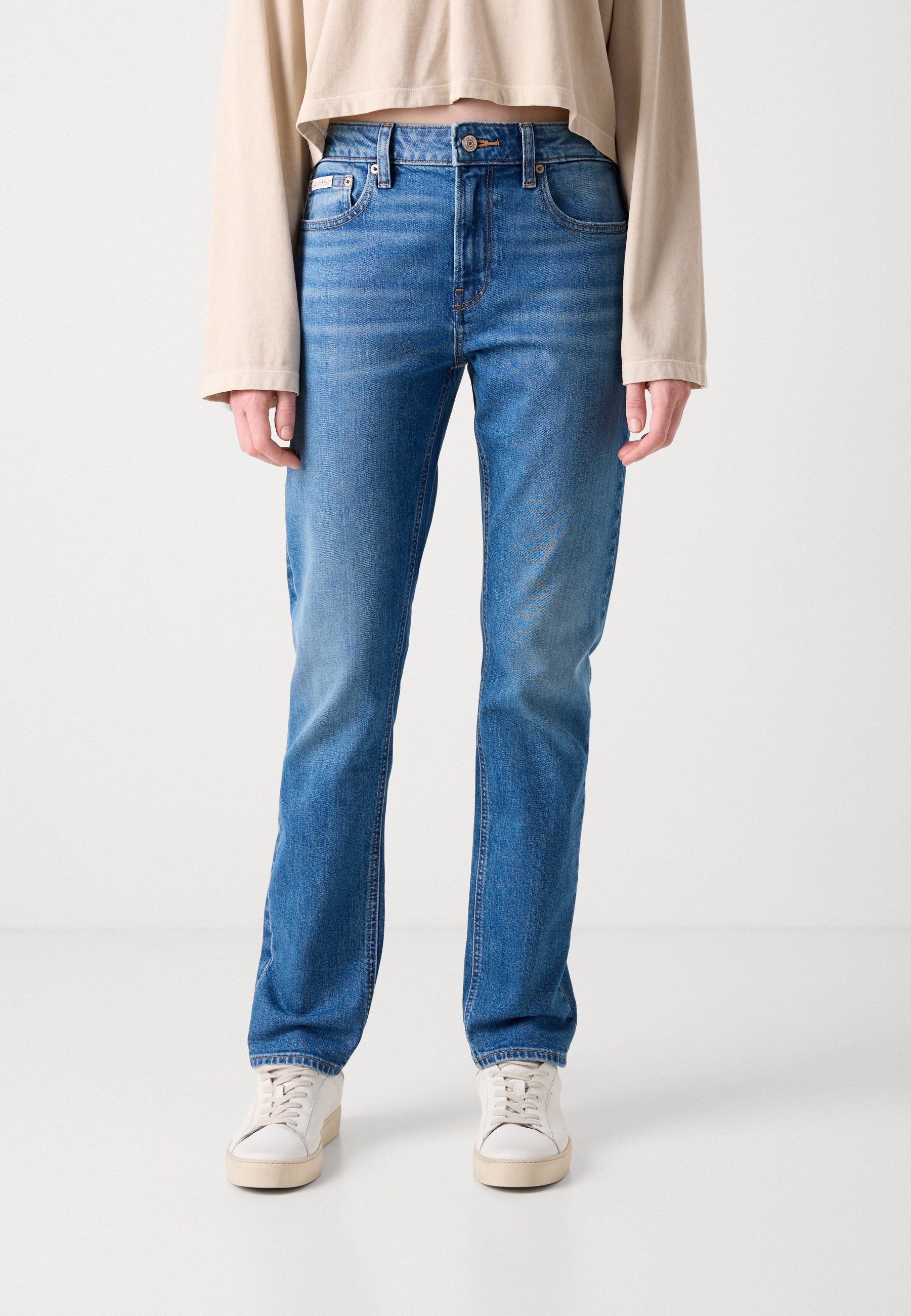 Calvin Klein Jeans MID RISE - Straight Leg Jeans - Indigo Channel