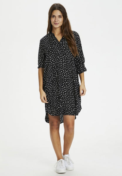 Kaffe KAMARANA - Freizeitkleid - Black/chalk Dots