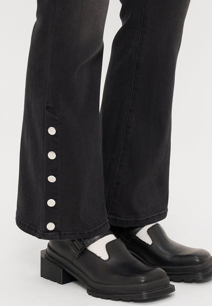 ONLY Petite ONLWAUW MID WAIST - Flared Jeans - Washed Black