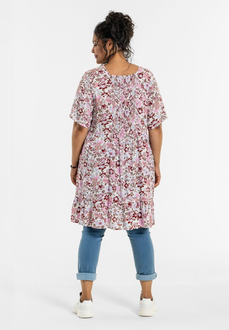 Studio ALIDA - Freizeitkleid - Light Pink Flowers
