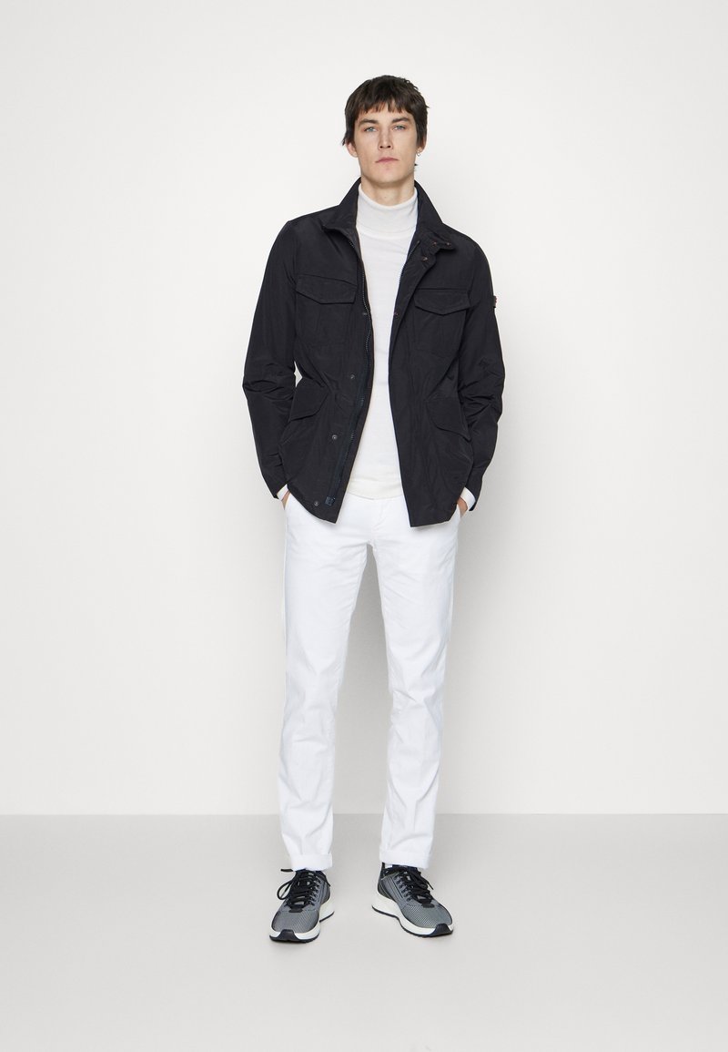 PEUTEREY Parka - Schwarz