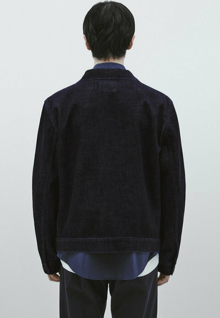 Massimo Dutti STUDIO-SELVEDGE - Jeansjacke - Blue
