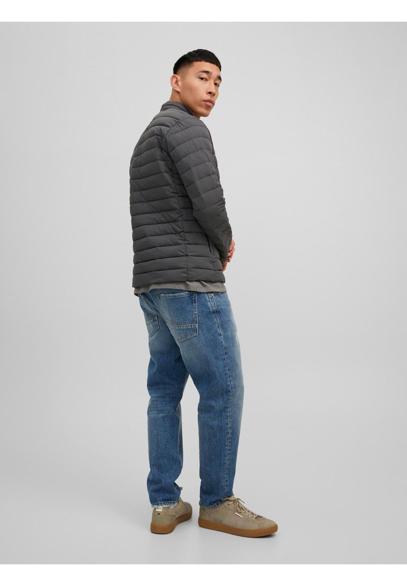 JACK&JONES Premium JJERECYCLE PUFFER COLLAR - Weste - Asphalt