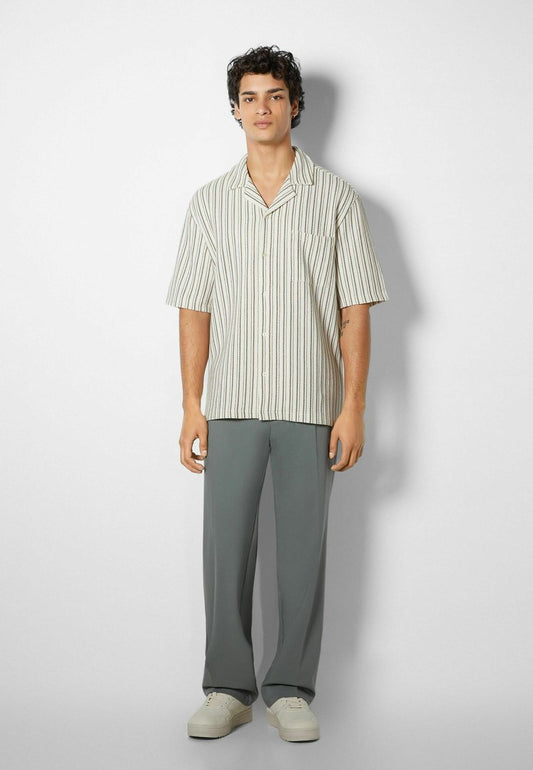 BERSHKA STRIPED RUSTIC SHORT SLEEVE - Hemd - Beige