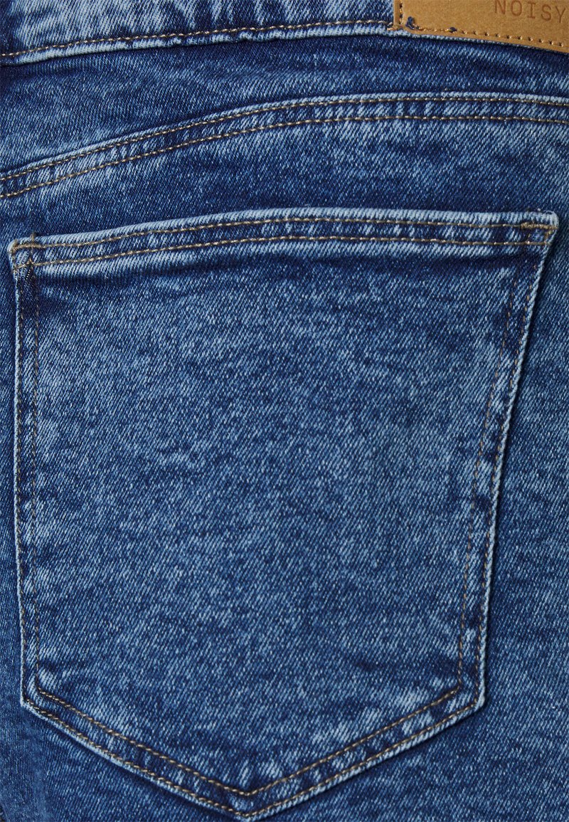  KATY SHORTS - Jeans Shorts - Light Blue Denim