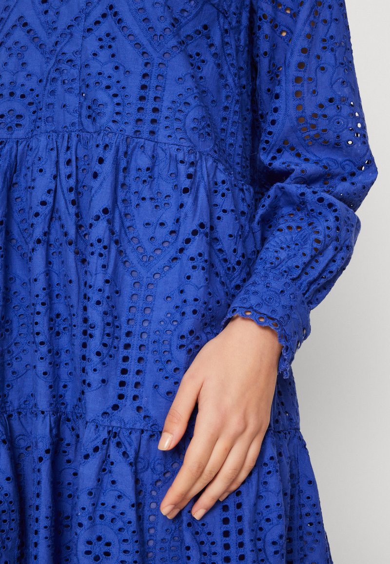  YASHOLI DRESS - Freizeitkleid - Deep Ultramarine