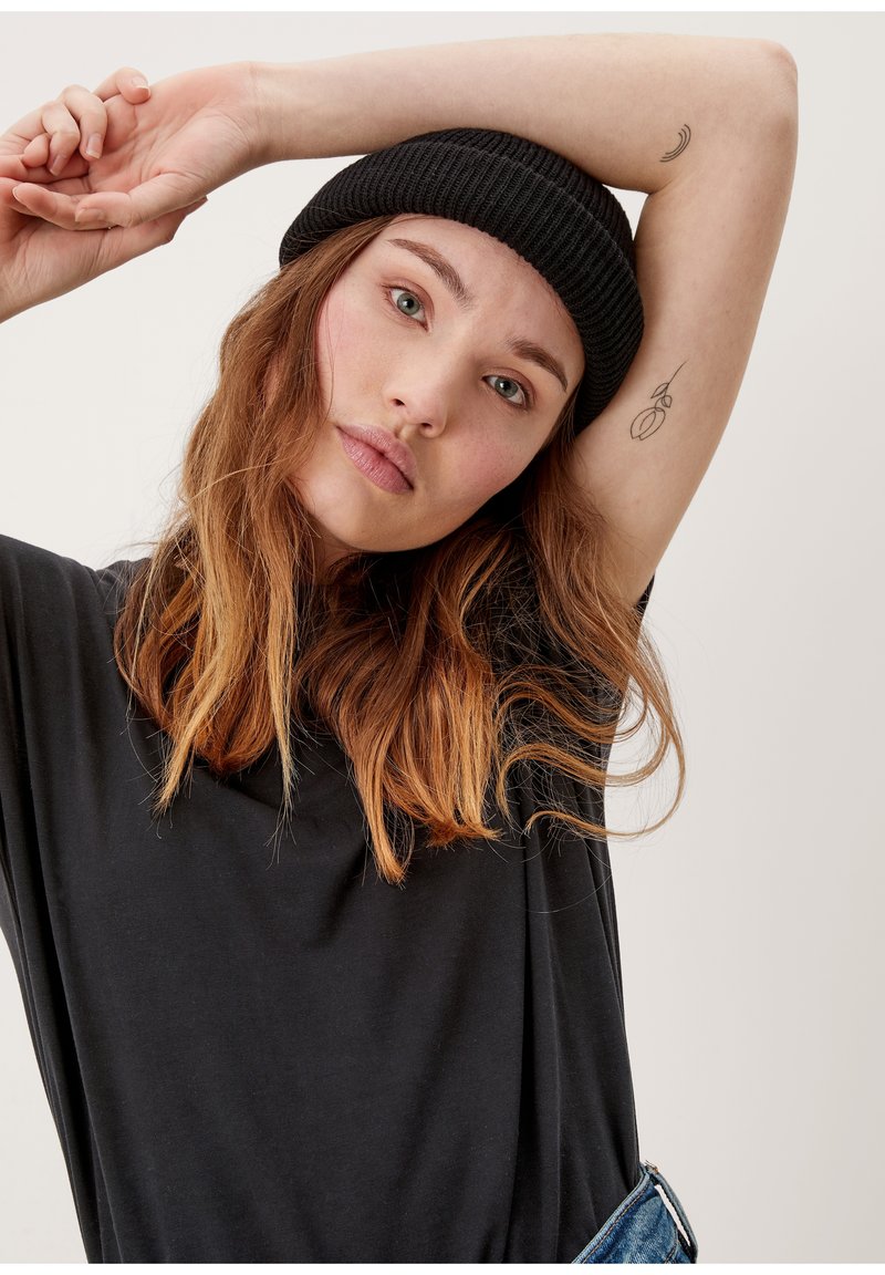 QS By S.Oliver LOOSE FIT - T-Shirt Basic - Black