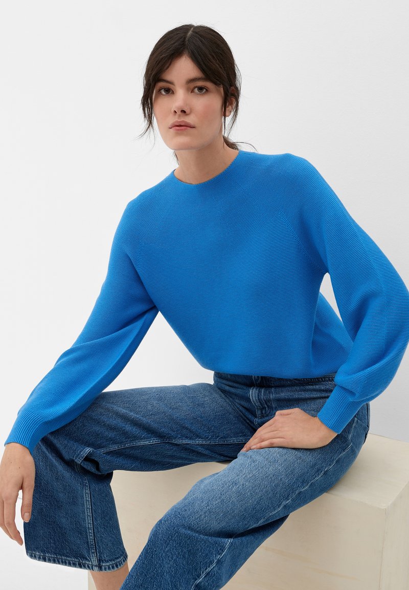 S.Oliver MIT WEITEN ÄRMELN - Strickpullover - Royalblau