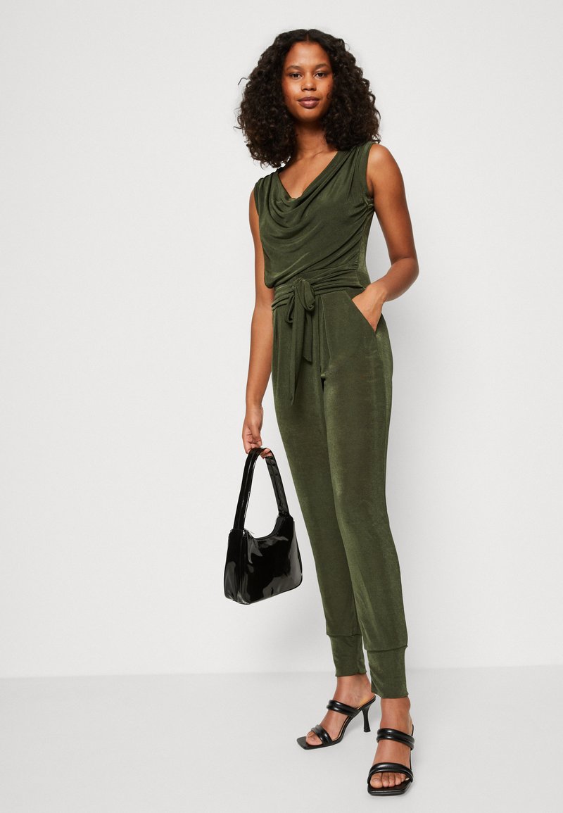 Wal G RONNY SLOUGH NECK - Jumpsuit - Olive Green