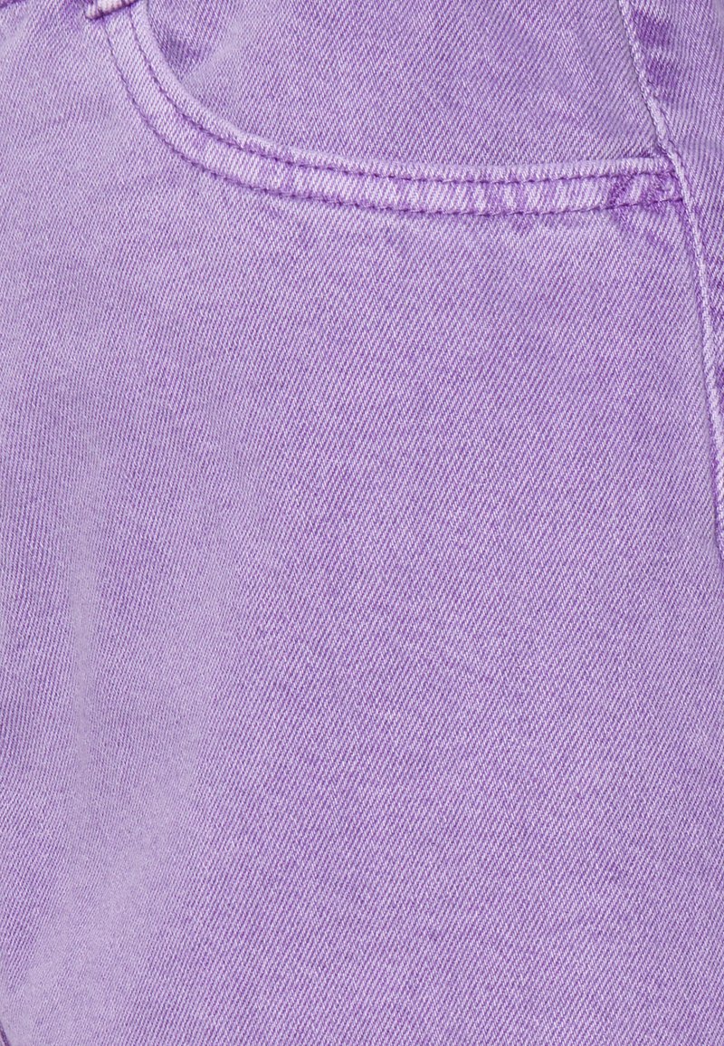 Edc By Esprit Jeans Shorts - Purple