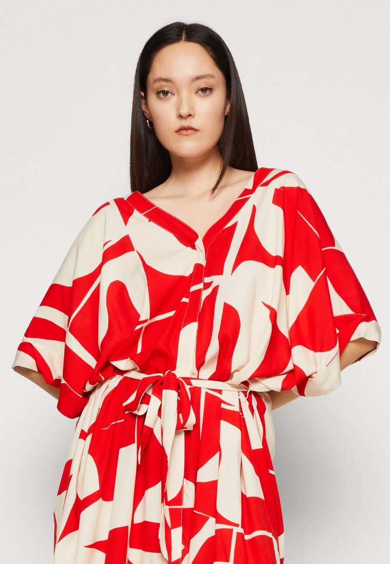 Monki Blusenkleid - Light Red/white
