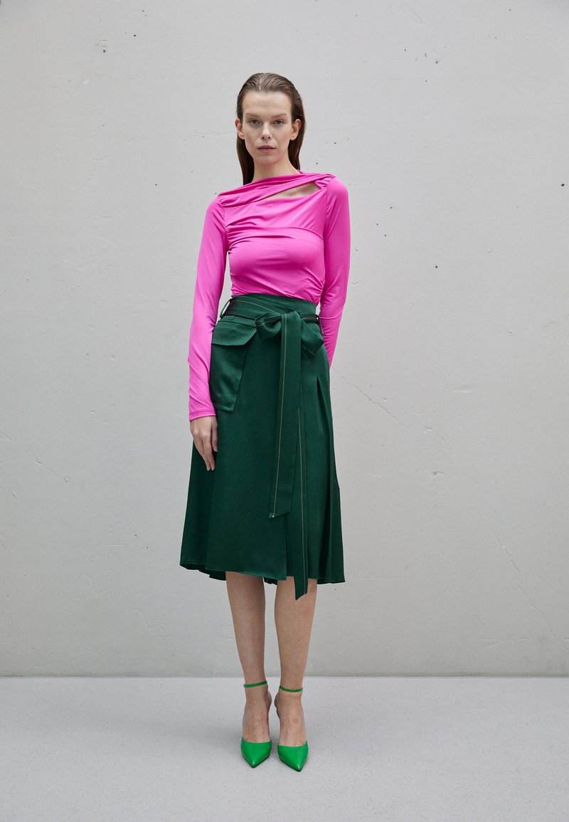 Victoria Beckham SKIRT - Faltenrock - Bottle Green