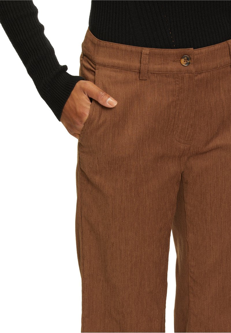 Betty Barclay MIT EINGRIFFTASCHEN - Stoffhose - Pinecone