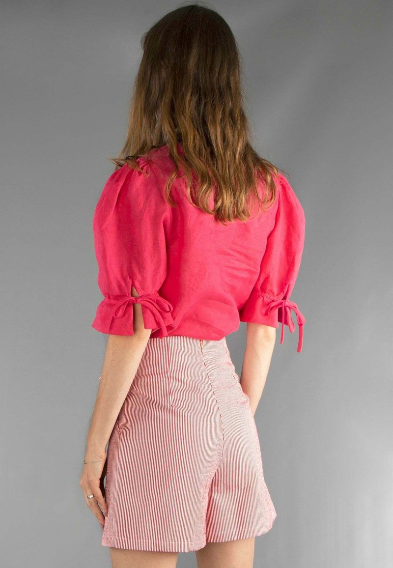  LEAF - Shorts - Red Striped