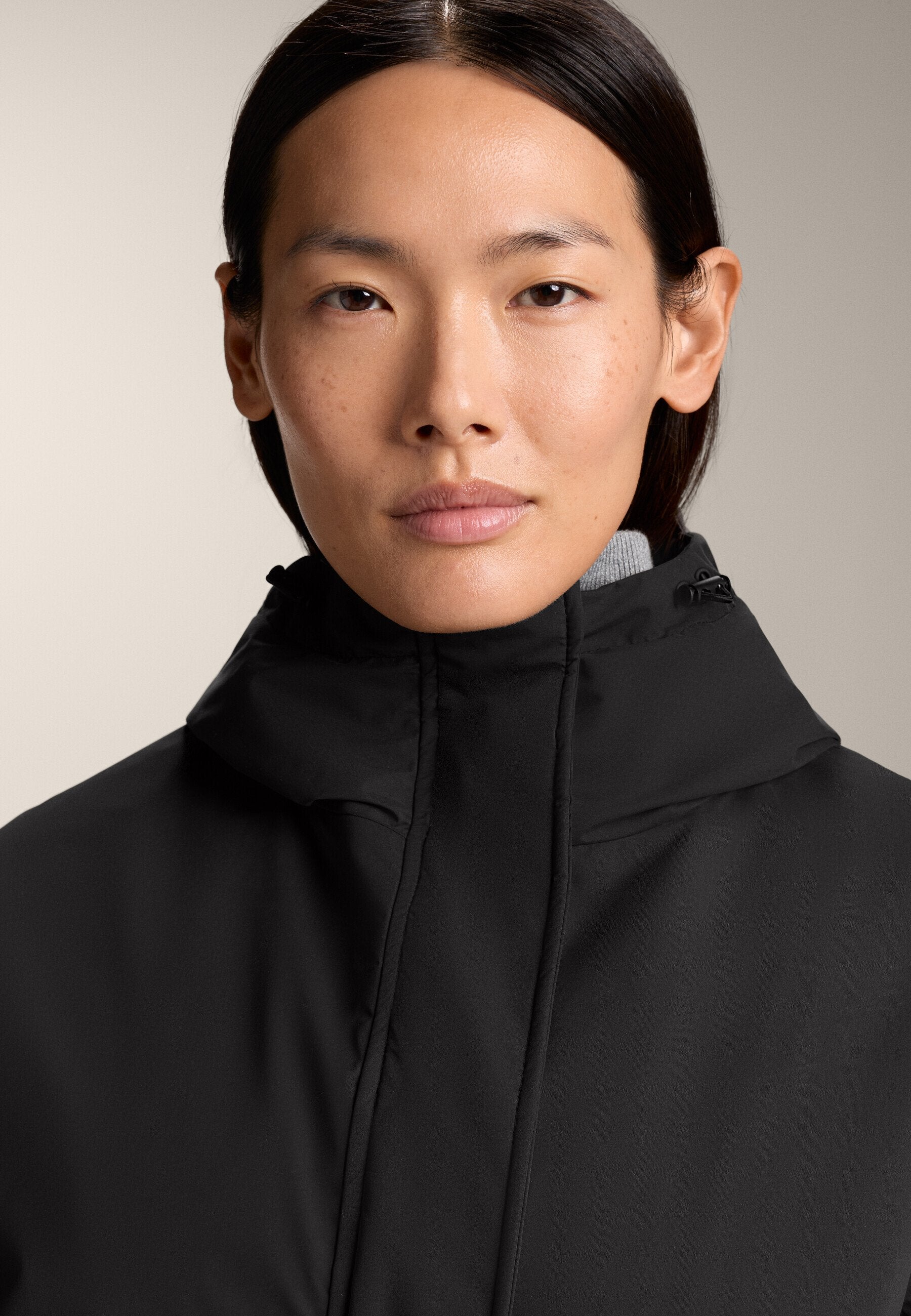 Oysho FELLEX® AEROGEL 10K WATERPROOF LONG PADDED - Waterproof Jacket - Black