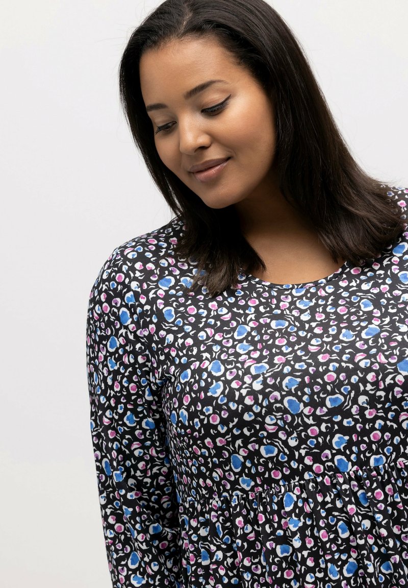 Ulla Popken MUSTER, PRINZESSNAHT, RUNDHALS - Jerseykleid - Multicolor Schwarz