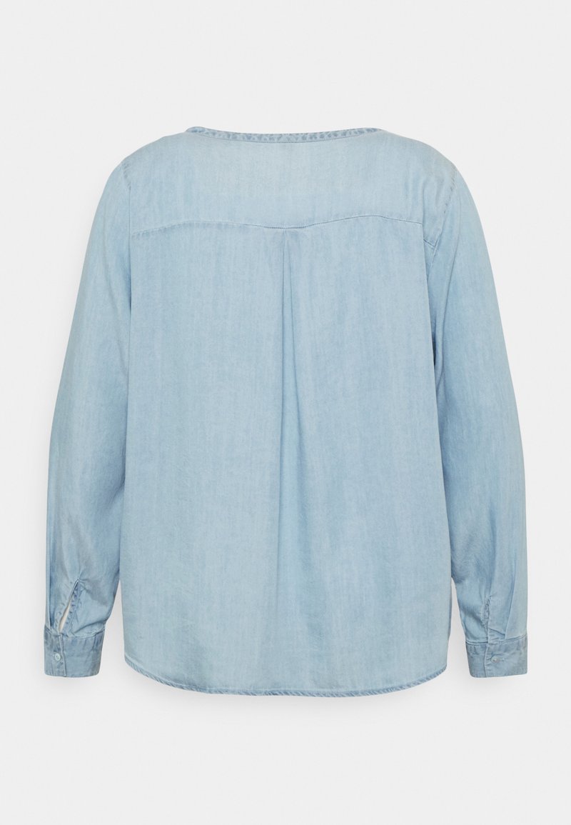 ONLY CARMAKOMA CARSEMA FALLOW LIFE SHIRT - Bluse - Light Blue Denim