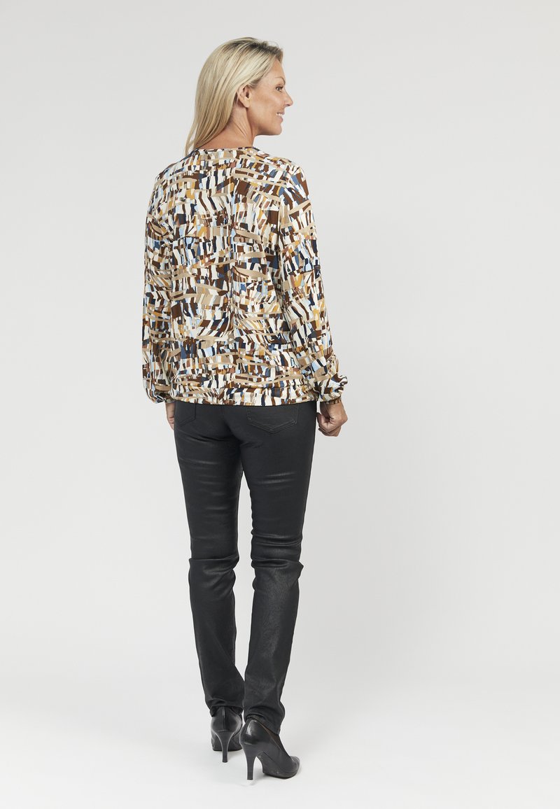  ROUND NECKLINE - WITH PRINT - Bluse - Bison