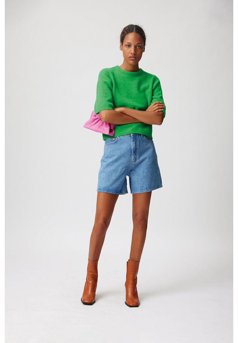 Gestuz DENAGZ HW - Jeans Shorts - Washed Mid Blue