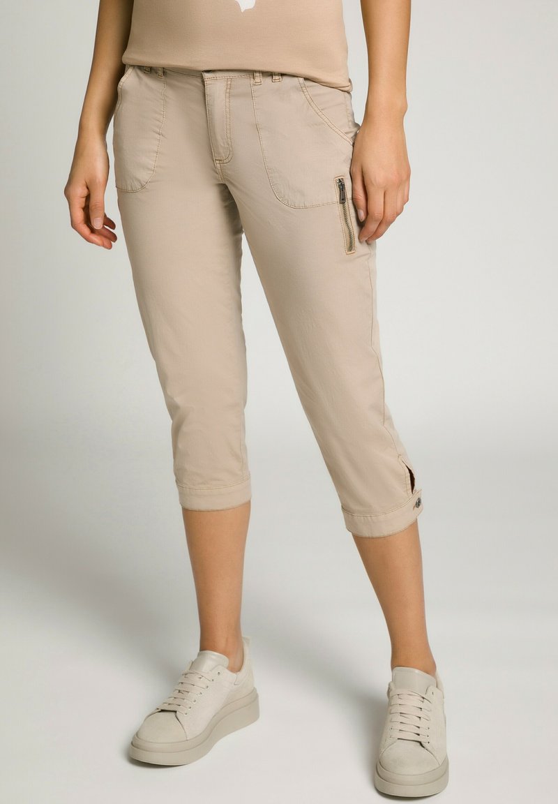  Shorts - Sandstein