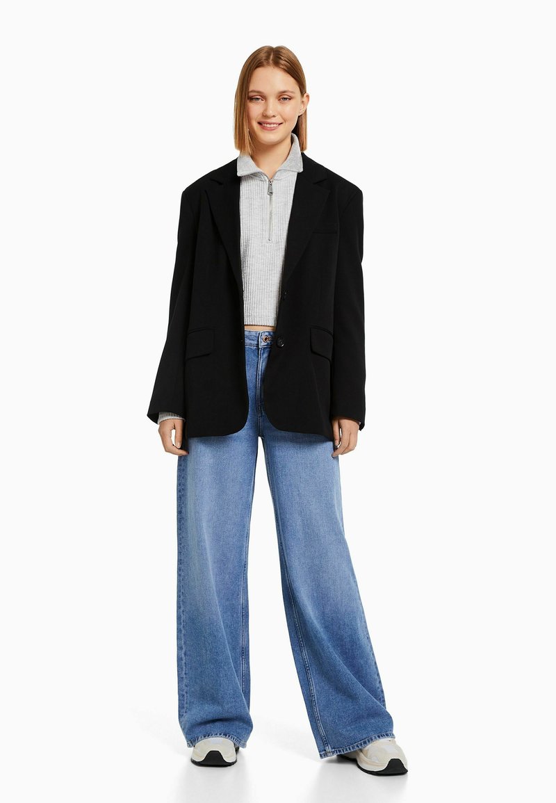 BERSHKA TAILORED CUT - Kurzmantel - Black