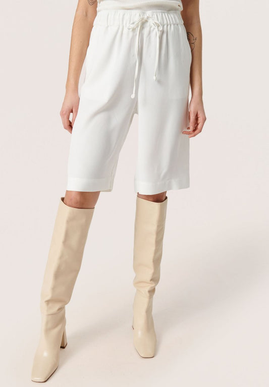 Soaked In Luxury SLSHIRLEY FASTTRACK - Shorts - Whisper White