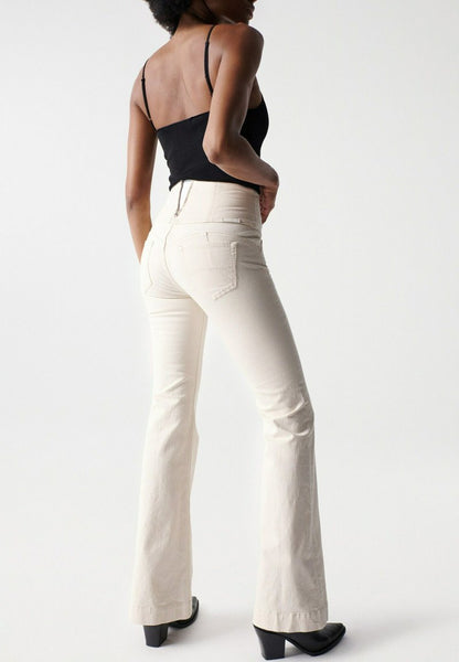  DIVA SLIMMING FLARE - Jeans Bootcut - Perle_010
