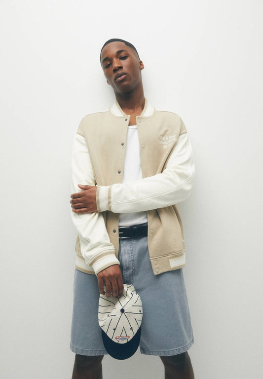 PULL & BEAR VARSITY - Bomberjacke - Sand