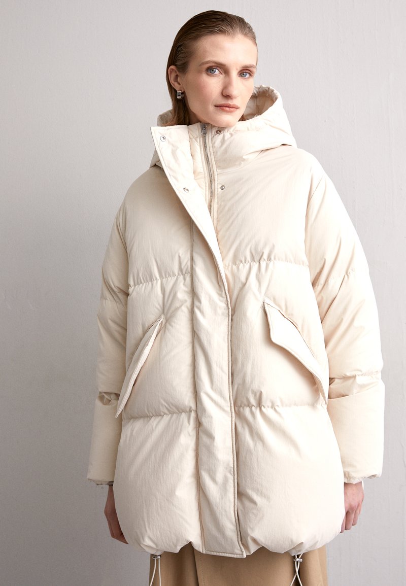 MM6 Maison Margiela SPORTSJACKET - Daunenmantel - Cream
