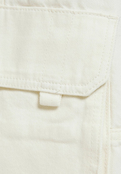 BERSHKA BAGGY CARGO - Shorts - Beige