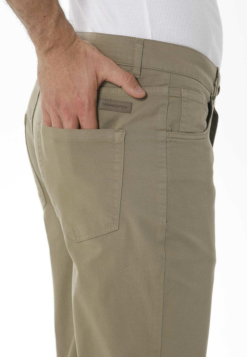  GARMENT DYED REGULAR FIT - Stoffhose - Olive