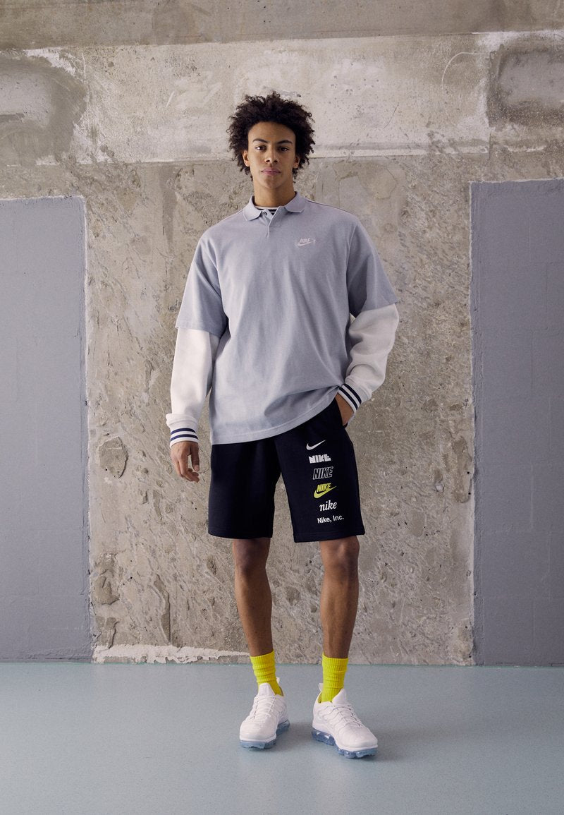 Nike Sportswear CLUB - Shorts - Black