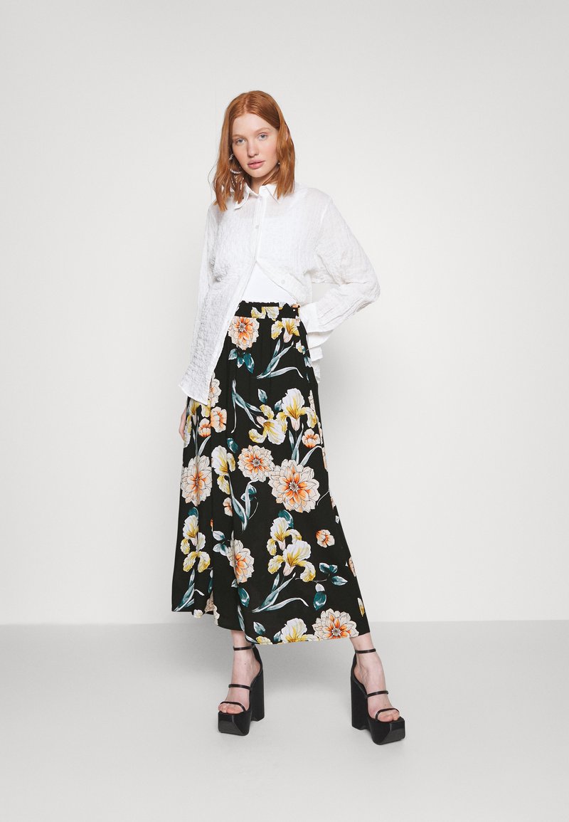 ONLY ONLNOVA LIFE LONG SKIRT - Maxirock - Black Soft Flowers