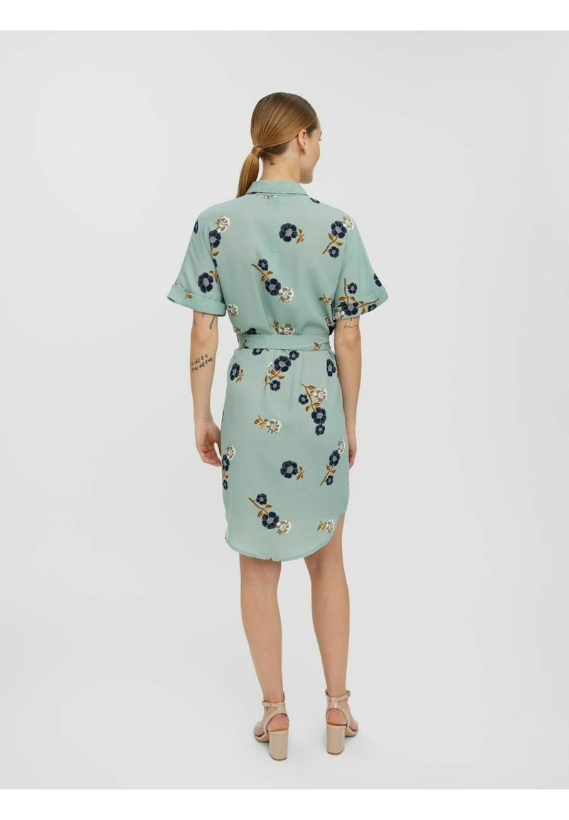 Vero Moda Blusenkleid - Green Milieu