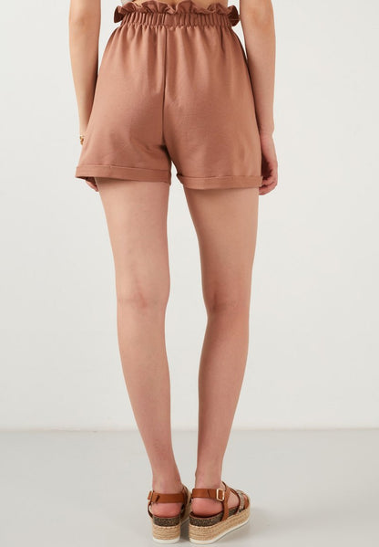 LELA SLIM FIT - Shorts - Biscuit Color